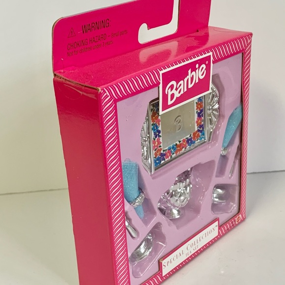 1997-BARBIE SPECIAL COLLECTION: Tea Set #18297 - Picture 3 of 3